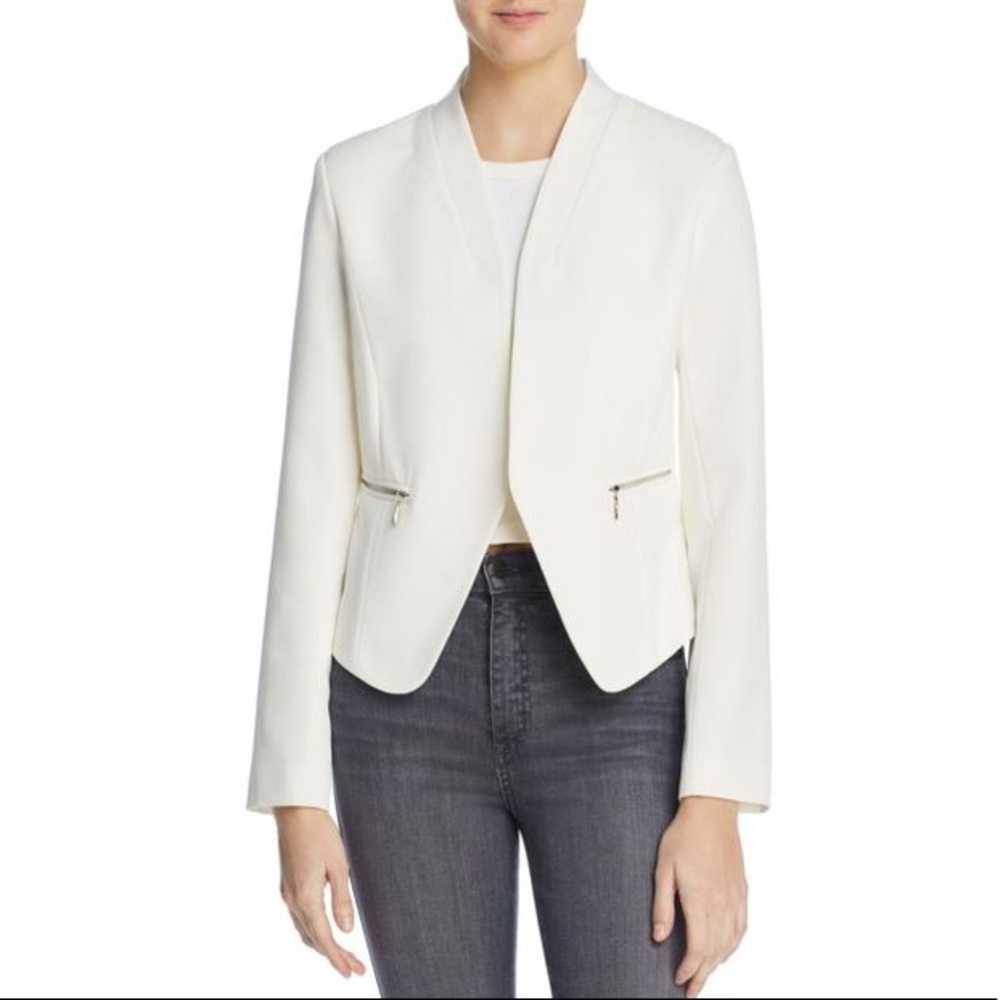 ☁️AQUA brand White Open-Front Blazer, NWOT☁️